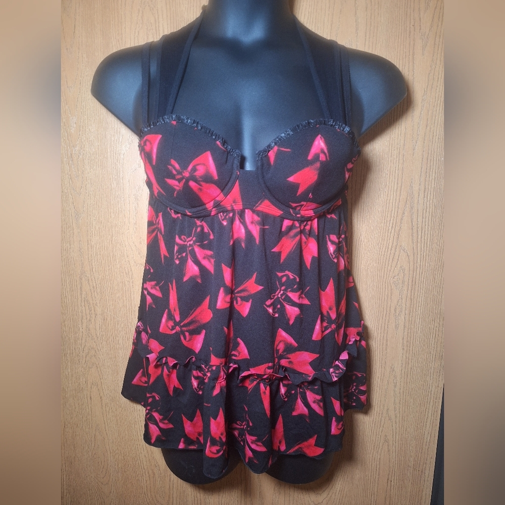 Chic Red and Black Bow Print Women's Chemise